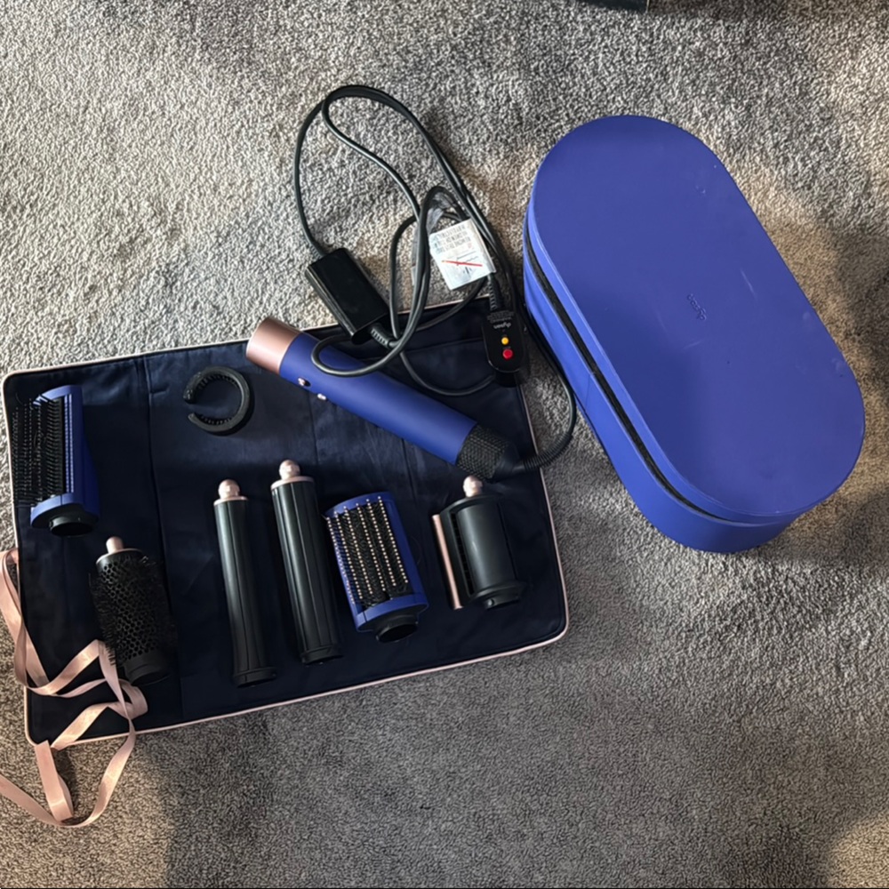 Dyson air wrap long Hair Styling Tool Set